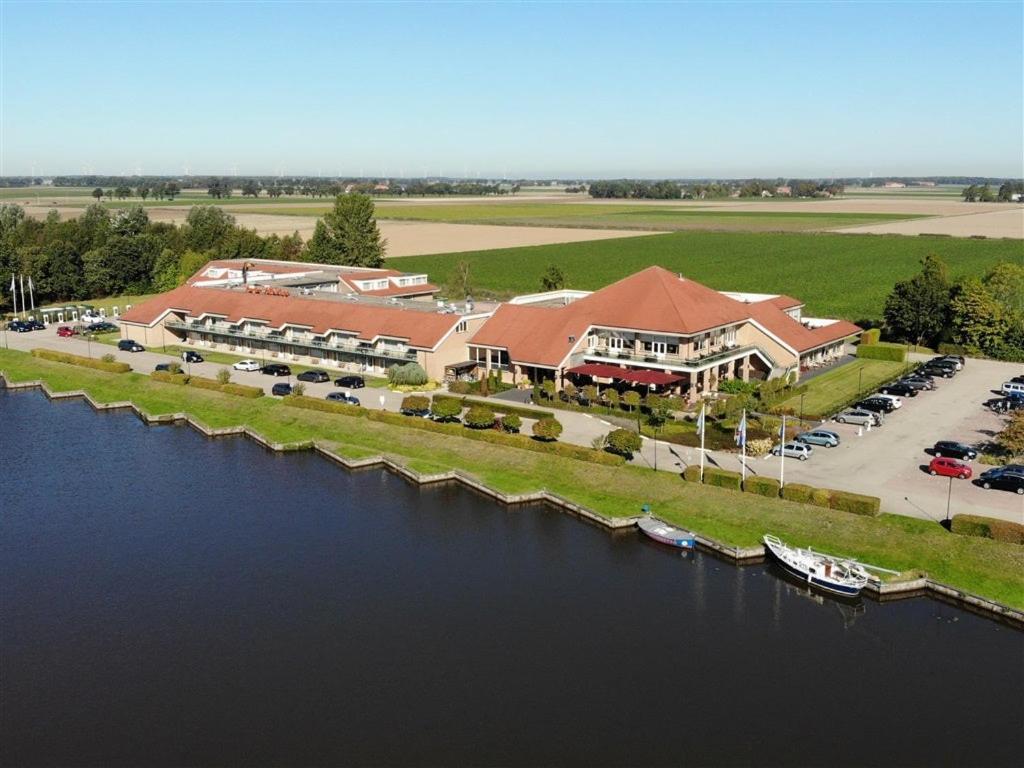Van Der Valk Hotel Emmeloord Exterior foto